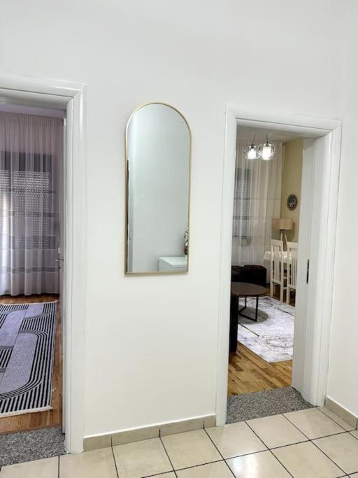 Sol Apartments - 2 Bedrooms Shkodër Extérieur photo